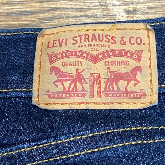 Levi’s Jeans SIZE 12 M Classic Bootcut Dark Wash Cotton Blend Denim - Picture 6 of 13